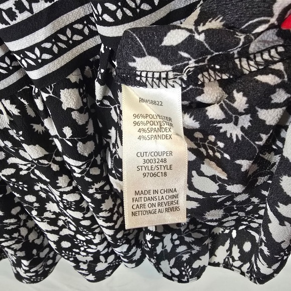 MAX STUDIO Black White Floral Tiered Maxi Skirt Elastic Waist L - Picture 3 of 7